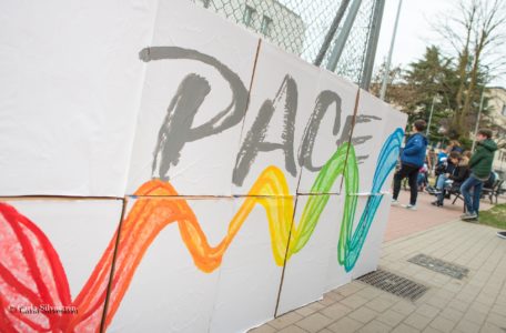 MeeTeenPeace
