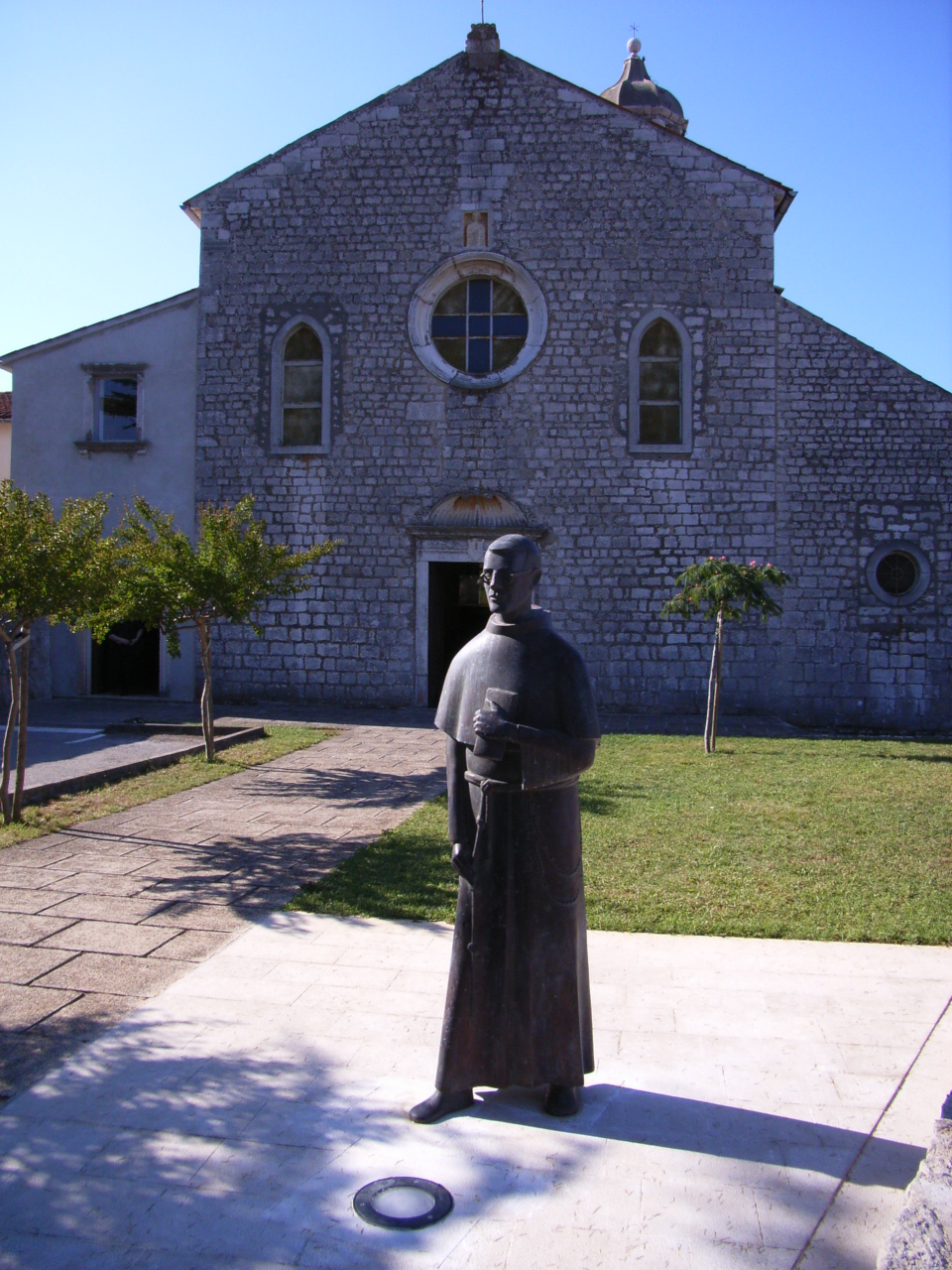 Cherso Chiesa San Francesco Monumento Padre Cortese